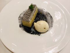 黑芝麻慕斯-福楼法餐厅FLO