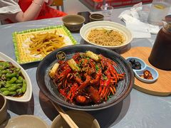 -肥肥虾庄·金牌油焖大虾(杨园滨江时代walk店)