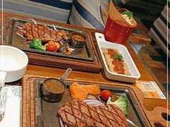 -十分牛西餐·牛扒专门店(光明广场店)