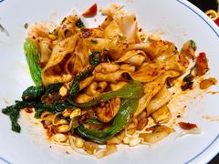 虾仁油泼面-鸽子侯·家宴·平价海鲜(市图书馆店)