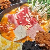 缺点：在广州才有‼️冲着UFO火锅可以N刷