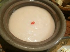 -老牌坊云南鱼豆花火锅(嵩山店)