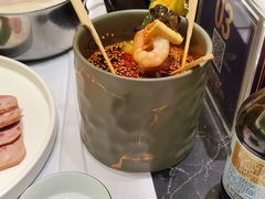 -红鼎豆捞·非遗鲍皇汤火锅(宝丰路店)