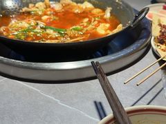 -吃城都·鱼蛙火锅(西玉龙街店)