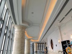 -珠海瑞吉酒店游泳池