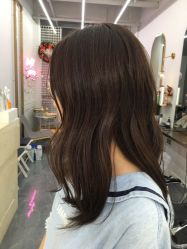 -茶发Salon·烫发染发理发