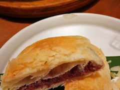 玫瑰鲜花饼-云海肴·汽锅鸡·云南菜(苏州中心店)