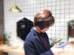 -PE SALON