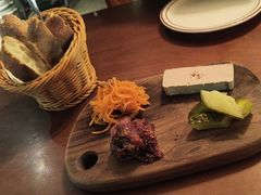 -羽深肉铺 Steak & Wine
