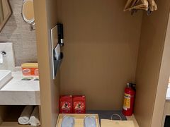 -广州高铁南站亚朵酒店