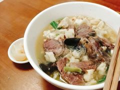 羊肉泡馍-刘信牛羊肉小炒泡馍(回民街店)