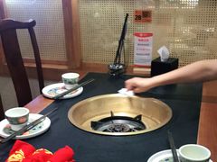 -沸炉重庆老火锅(军事博物馆店)