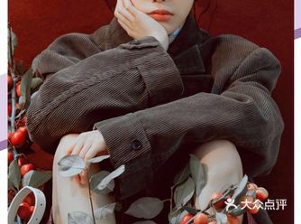 喜欢这个眼镜框的颜色，挺特别的，以前都是带的黑框的