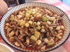 -洪霞餐馆·川菜·鲜货现炒(两江春城店)
