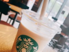 -星巴克(宝山万达店)