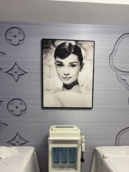 -斐尔国际皮肤管理中心