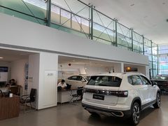 -上海天泽上汽大众销售店(杨浦区店)