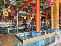 大堂-年辉渔村·非遗传承餐厅(新丰江店)