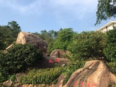 -江门古兜温泉小镇
