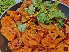 -川流不息·地道川菜·小龙虾(松东路店)