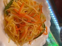 -金杨拉面王小吃面馆·牛三宝面·红烧牛肉粉
