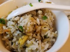 酸菜蛋炒饭-湘肠香火锅店(团结湖店)