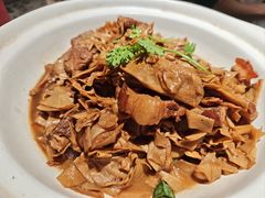 肉烧笋衣锅-又见炊烟私房菜(敬亭路店)