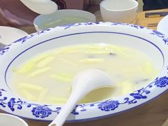 奶汤蒲菜-崔义清鲁菜馆(大明湖店)