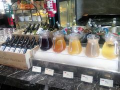 -美食汇海鲜自助餐厅·小龙虾烧烤(富力万达文华酒店)