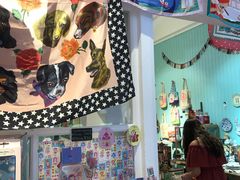 -恋物百货商店(华侨城店)