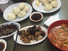 -四平包子铺