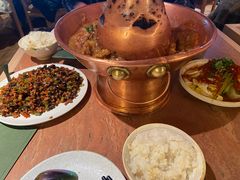 土司铜锅油焖鸡-浩海火燒雲傣家菜(芮欧百货店)