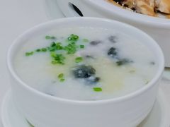 瑶柱皮蛋瘦肉粥-锦园春香港茶餐厅(西海湾旗舰店)