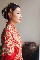 -莫小姐婚纱
