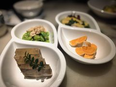 镇江水晶肴肉配豆瓣拌桃仁-淮扬府(安定门店)