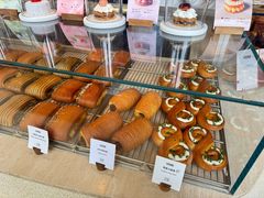 -VERIE BAKEHOUSE