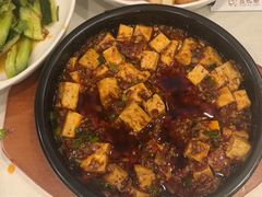 -鑫巴蜀小镇 · 水煮鱼专研店(玉桥店)