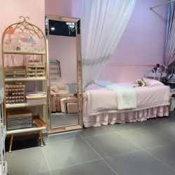 -花系美·美甲美睫精品店