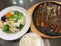 -鸿运楼烤鸭店(天桥店)