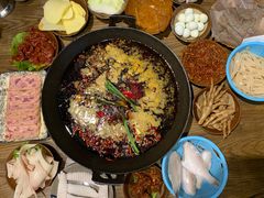 -周幺妹重庆老火锅(银泰城总店)