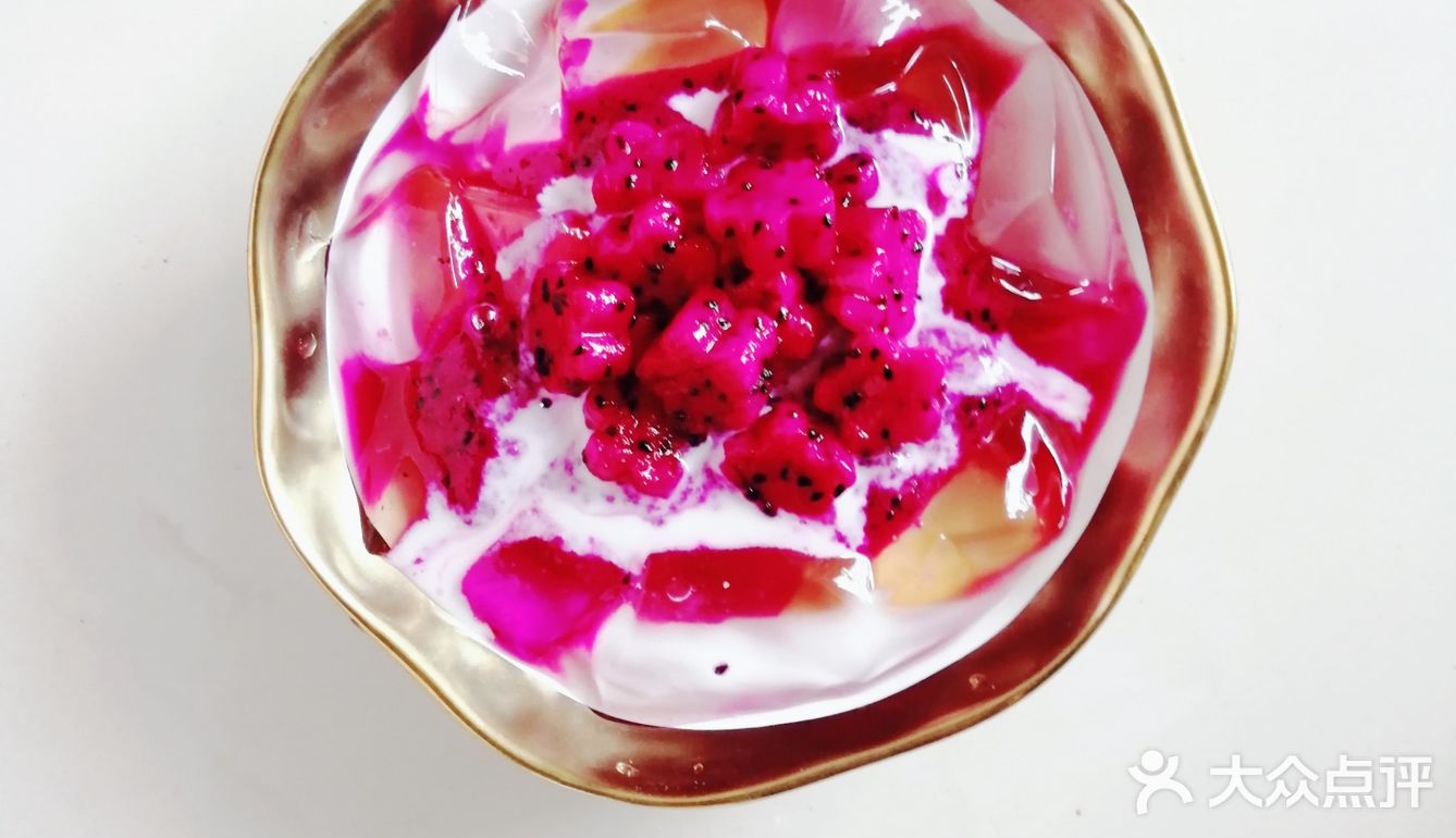 夏季消暑必备～清热退火,快手百搭的火龙果酸奶冰粉!