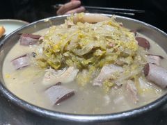 杀猪菜-95号酱骨·一块豆腐(展春园西路店)