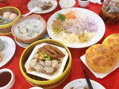 招牌流心菠萝包-吉莲利苑海鲜酒家(珠海拱北28年老字号店)