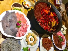 -白乐天毛肚火锅馆(解放碑店)