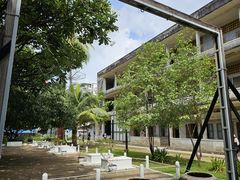 -吐斯廉屠杀博物馆