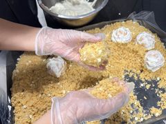 -85度C(生甜甜圈研究工坊·上海松江人民北路店)