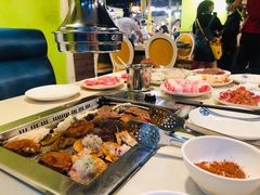 -爱客得牛排海鲜烤肉·火锅自助(春熙路黑金好店)