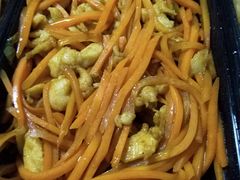 胡萝卜炒肉丝-合合春饼·酱骨·东北菜(潘家园店)