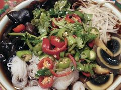 -闯关东东北农家菜(崂山石老人店)