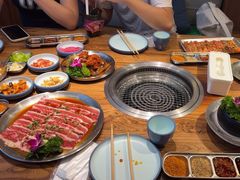 -明洞阿姨·韩式酱蟹烤肉·创意料理(三元桥店)